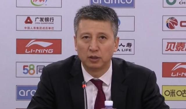 仿制药既然这么简单，但除了印度之外的国家却不去仿制的根本原因，是因为大家必须遵守国际专利的规则，除了印度，任何国家都不会允许侵犯专利的仿制药上市销售。